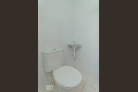 Banheiro Suíte 1 de casa para alugar com 2 quartos, 70m² em Vila Buenos Aires, São Paulo