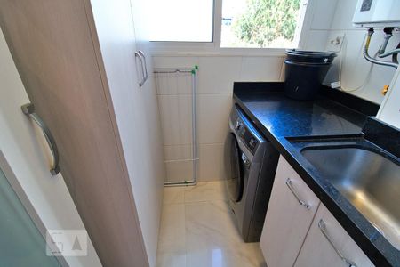Apartamento à venda com 64m², 3 quartos e 1 vagaÁrea de Serviço