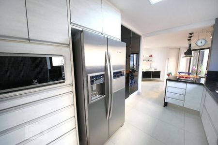 Apartamento à venda com 217m², 3 quartos e 3 vagasCozinha