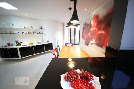 Apartamento à venda com 217m², 3 quartos e 3 vagasCozinha