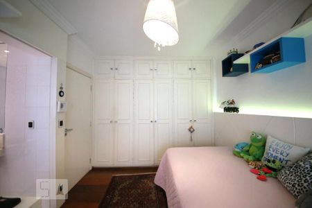 Apartamento à venda com 217m², 3 quartos e 3 vagasSuíte 2