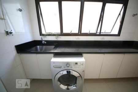 Apartamento à venda com 217m², 3 quartos e 3 vagasÁrea de Serviço