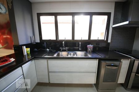 Apartamento à venda com 217m², 3 quartos e 3 vagasCozinha