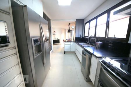 Apartamento à venda com 217m², 3 quartos e 3 vagasCozinha 