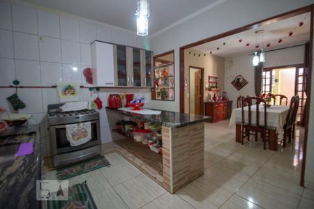 Casa à venda com 306m², 3 quartos e 4 vagasCozinha