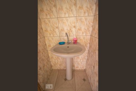 Casa à venda com 306m², 3 quartos e 4 vagasBanheiro de Serviço