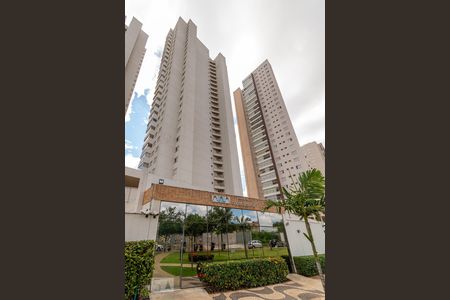 Apartamento para alugar com 97m², 3 quartos e 2 vagasFachada