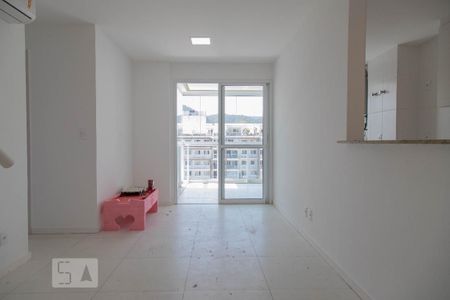 Sala de apartamento à venda com 3 quartos, 136m² em Recreio dos Bandeirantes, Rio de Janeiro