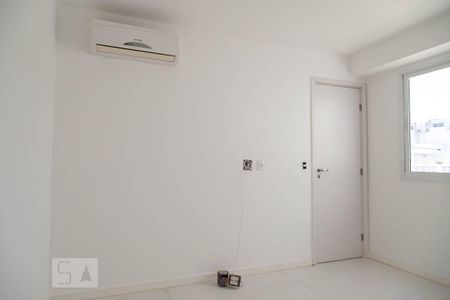 Apartamento à venda com 136m², 3 quartos e 2 vagasSuíte 2