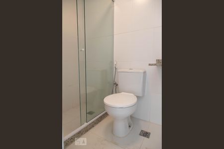 Apartamento à venda com 136m², 3 quartos e 2 vagasBanheiro da suíte 2