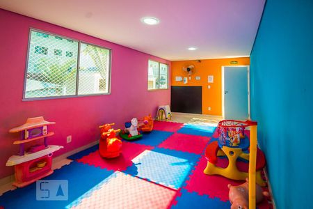 Apartamento à venda com 47m², 2 quartos e 1 vaga Apartamento à venda com 47m², 2 quartos e 1 vagaBrinquedoteca