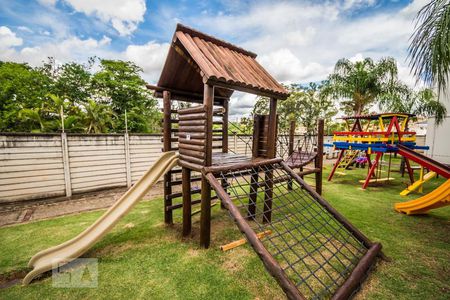 Apartamento à venda com 47m², 2 quartos e 1 vaga Apartamento à venda com 47m², 2 quartos e 1 vagaÁrea Comum - Playground