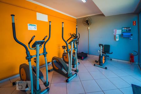 Apartamento à venda com 47m², 2 quartos e 1 vaga Apartamento à venda com 47m², 2 quartos e 1 vagaÁrea comum - Academia