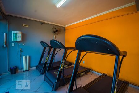 Apartamento à venda com 47m², 2 quartos e 1 vaga Apartamento à venda com 47m², 2 quartos e 1 vagaÁrea comum - Academia