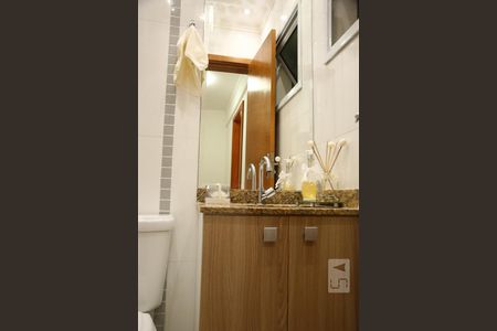 Apartamento para alugar com 120m², 2 quartos e 2 vagasBanheiro Social