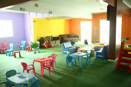 Apartamento para alugar com 120m², 2 quartos e 2 vagasÁrea Comum - Playground