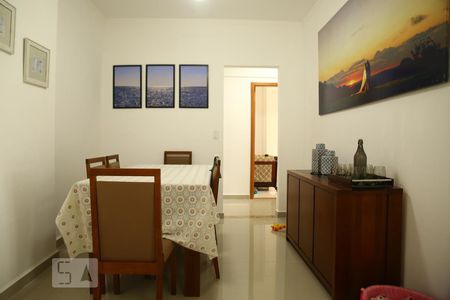 Apartamento para alugar com 120m², 2 quartos e 2 vagasSala de Jantar