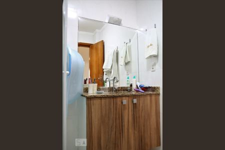 Apartamento para alugar com 120m², 2 quartos e 2 vagasBanheiro