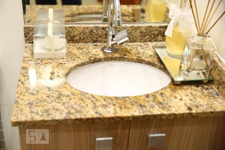 Apartamento para alugar com 120m², 2 quartos e 2 vagasBanheiro Social