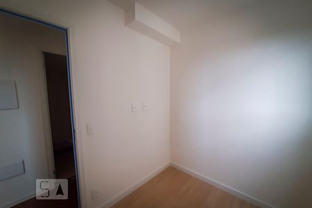 Quarto 1 de apartamento para alugar com 2 quartos, 34m² em Jardim Adutora, São Paulo