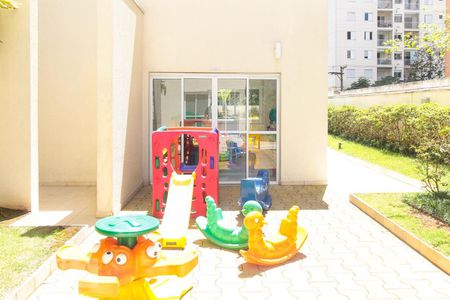 Apartamento para alugar com 55m², 2 quartos e 1 vaga Apartamento para alugar com 55m², 2 quartos e 1 vagaÁrea Comum - Playground