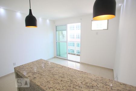 Cozinha de apartamento para alugar com 1 quarto, 40m² em Taquara, Rio de Janeiro