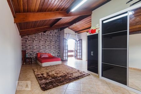 Casa para alugar com 320m², 3 quartos e 3 vagas Casa para alugar com 320m², 3 quartos e 3 vagasQuarto 4