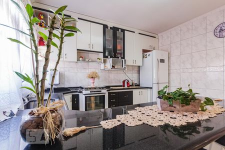 Casa para alugar com 320m², 3 quartos e 3 vagas Casa para alugar com 320m², 3 quartos e 3 vagasCozinha