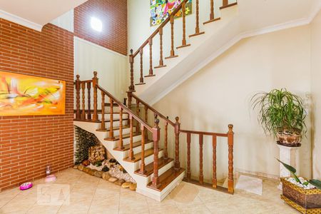 Casa para alugar com 320m², 3 quartos e 3 vagas Casa para alugar com 320m², 3 quartos e 3 vagasSala