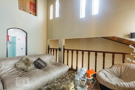 Casa para alugar com 320m², 3 quartos e 3 vagas Casa para alugar com 320m², 3 quartos e 3 vagasSala de Estar