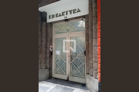 Fachada de kitnet/studio à venda com 1 quarto, 35m² em República, São Paulo