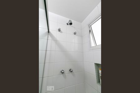 Apartamento à venda com 76m², 2 quartos e 2 vagasBanheiro 2 - Chuveiro