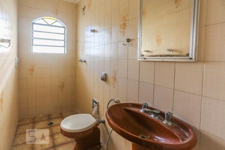 Casa para alugar com 180m², 4 quartos e 2 vagasBanheiro Suite 2