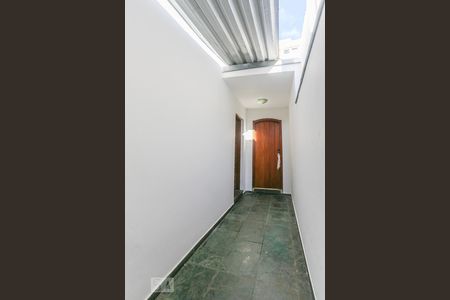 Casa para alugar com 180m², 4 quartos e 2 vagasCorredor Lateral