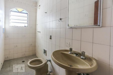 Casa para alugar com 180m², 4 quartos e 2 vagasBanheiro