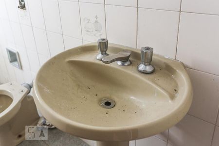 Casa para alugar com 180m², 4 quartos e 2 vagasBanheiro