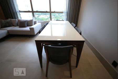 Apartamento à venda com 70m², 1 quarto e 2 vagasSala 