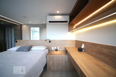 Apartamento à venda com 70m², 1 quarto e 2 vagasSuíte