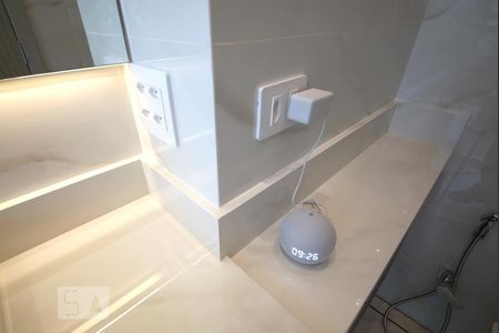 Apartamento à venda com 70m², 1 quarto e 2 vagasBanheiro