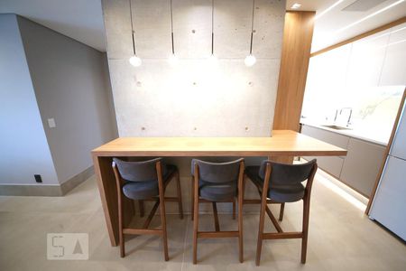 Apartamento à venda com 70m², 1 quarto e 2 vagasSala 