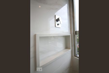 Apartamento à venda com 70m², 1 quarto e 2 vagasBanheiro