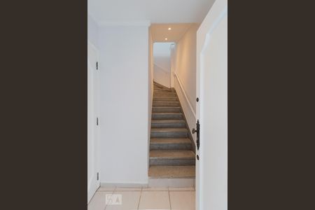 Casa para alugar com 150m², 2 quartos e 4 vagasEntrada