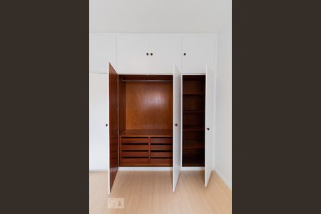 Quarto 1 de casa para alugar com 2 quartos, 150m² em Perdizes, São Paulo