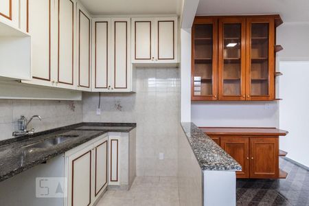 Casa para alugar com 150m², 2 quartos e 4 vagasCozinha