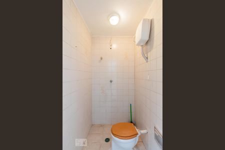 Casa para alugar com 150m², 2 quartos e 4 vagasÁrea de Serviço - Banheiro