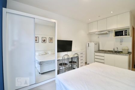 Sala/Quarto de apartamento para alugar com 1 quarto, 26m² em República, São Paulo