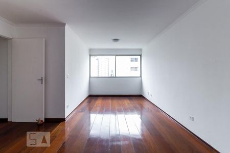 Sala de apartamento para alugar com 3 quartos, 120m² em Vila Uberabinha, São Paulo