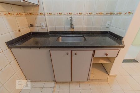 Apartamento à venda com 68m², 2 quartos e 1 vagaCozinha - Armários