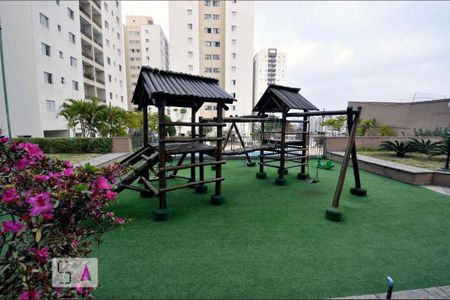 Apartamento para alugar com 82m², 3 quartos e sem vagaArea Comum Playground