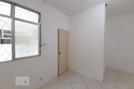 Casa de condomínio à venda com 100m², 3 quartos e 2 vagasQuarto 2 - Suíte